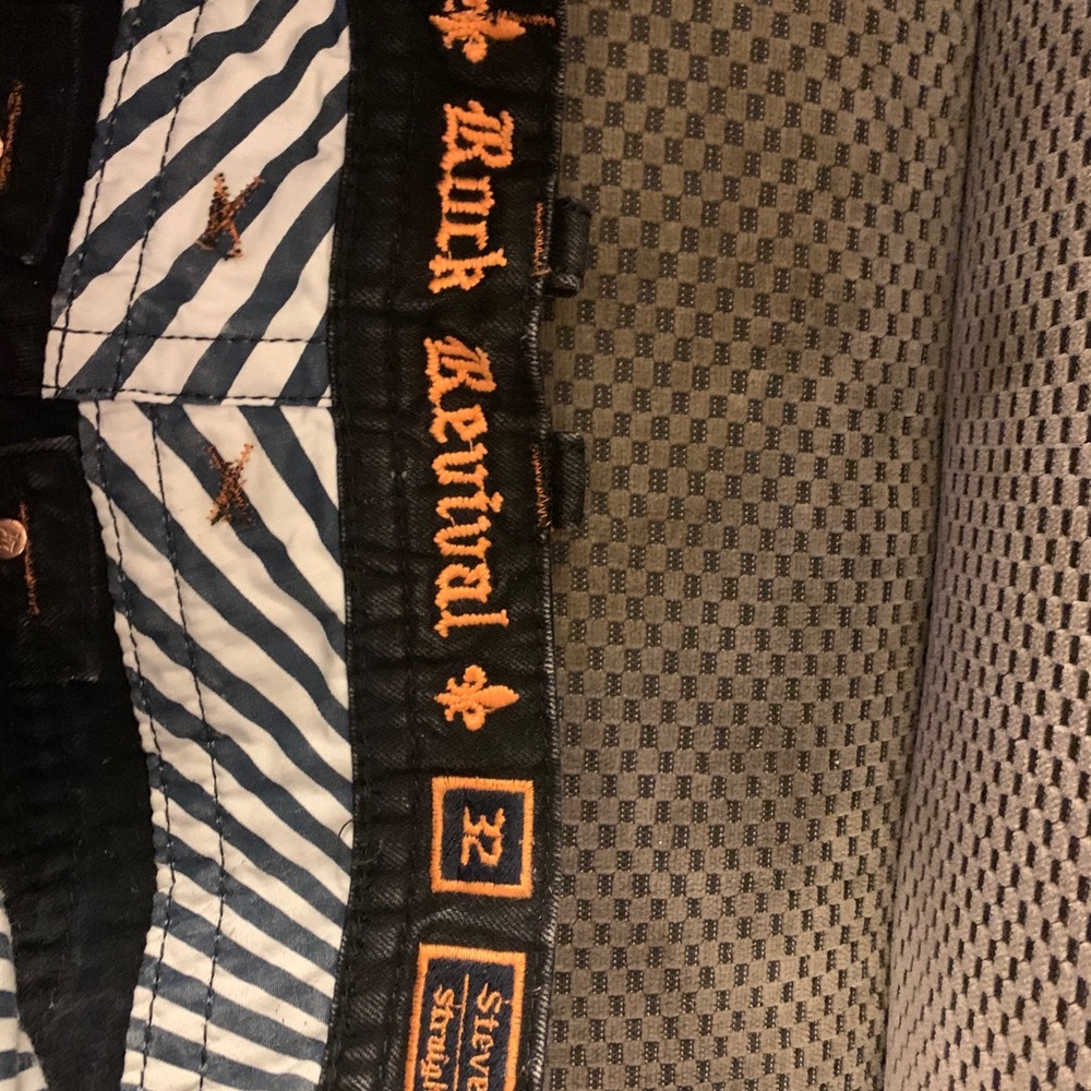 Men’s Rock Revival Jeans